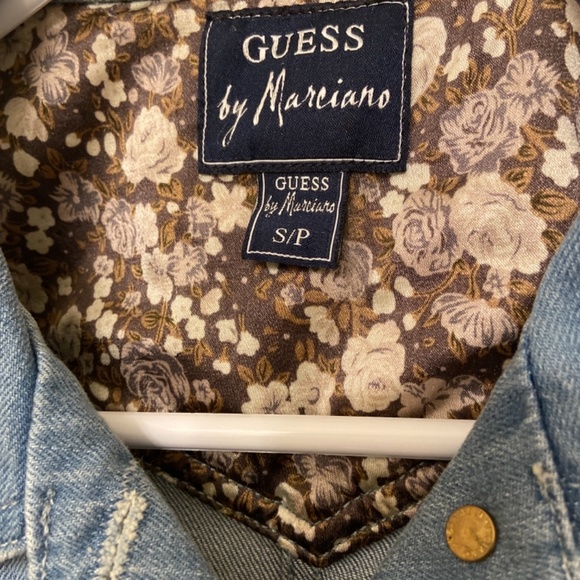 Guess by Marciano Vintage Blue Jean Jacket -size small - Picture 2 of 4